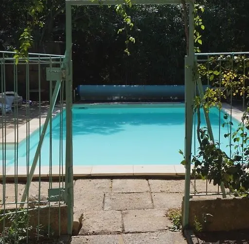 Mas Blauvac Avec Piscine, Entre Uzes Pont Du Gard
